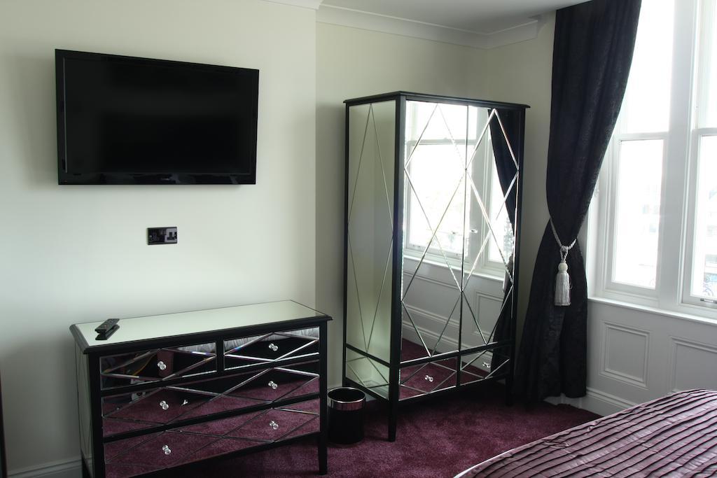 The Ship Leopard Hotel - No Children (Adults Only) Portsmouth Quarto foto
