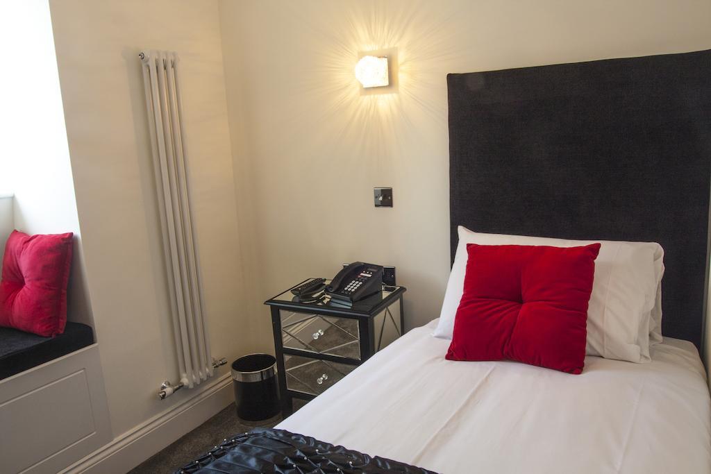 The Ship Leopard Hotel - No Children (Adults Only) Portsmouth Quarto foto